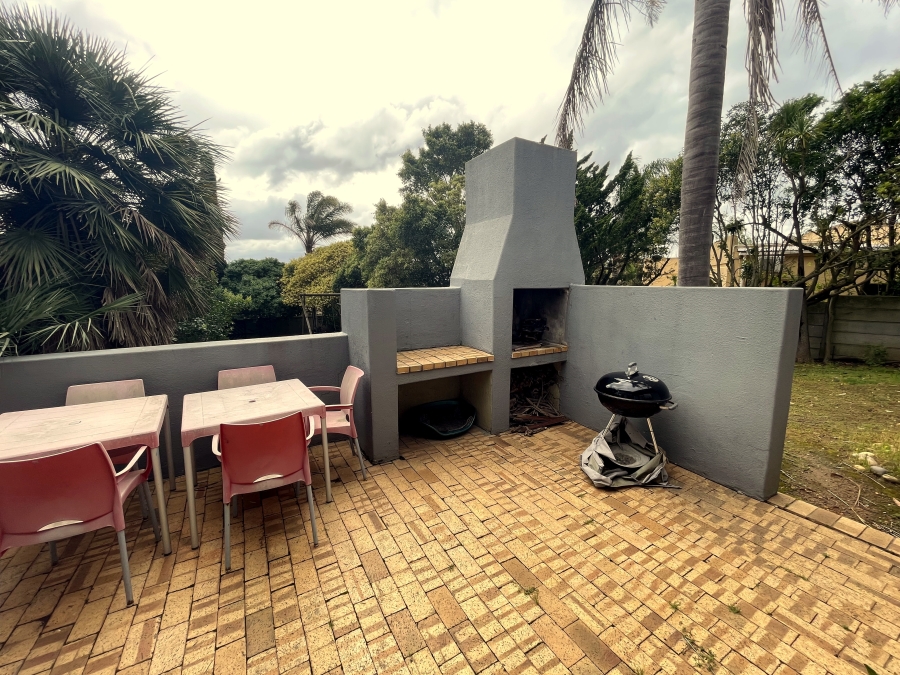 To Let 3 Bedroom Property for Rent in Vierlanden Western Cape